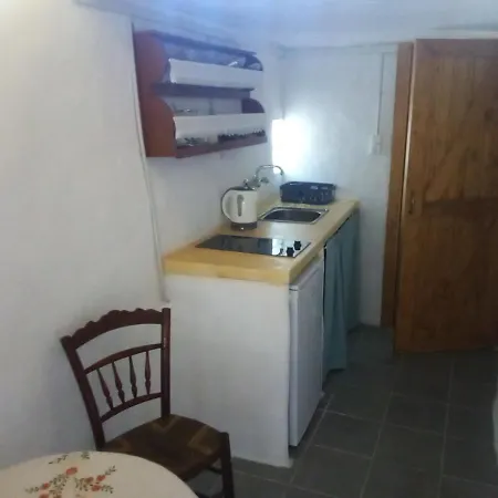 Venduri House * Peran Triovasalos